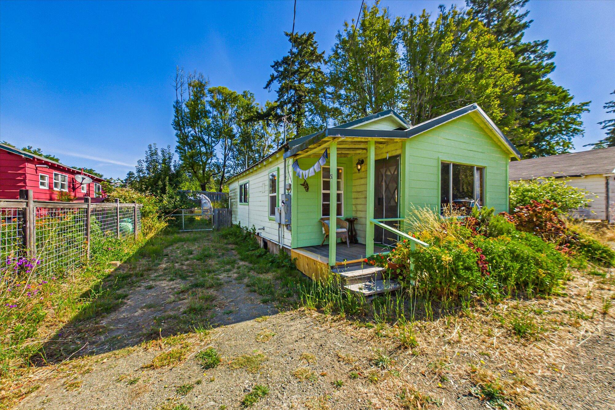 Residential in Petrolia 2
