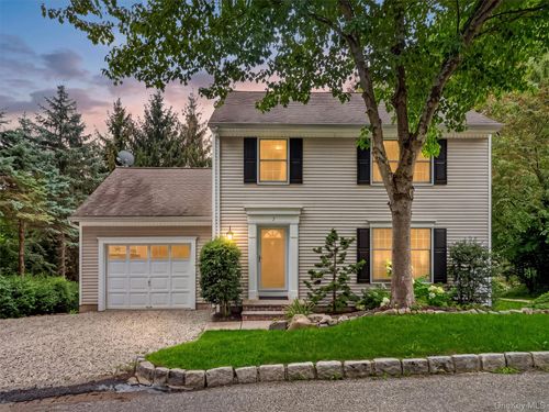 7 East Place, Tuxedo, NY, 10987 | Card Image