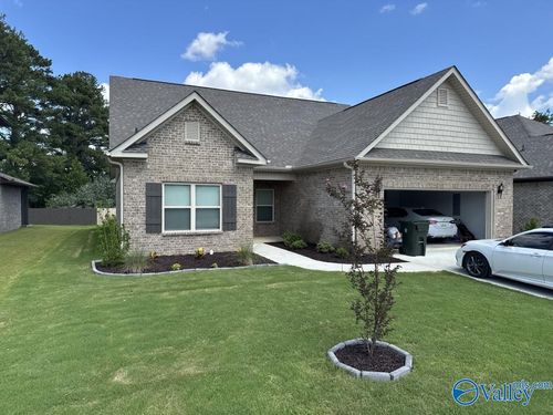 121 Gander Cir, Owens Cross Roads, AL, 35763-5405 | Card Image
