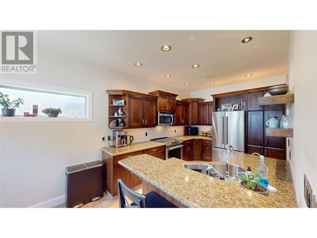 1569 Mount Fisher Cres, House other with 5 bedrooms, 3 bathrooms and 3 parking in Cranbrook BC | Image 7