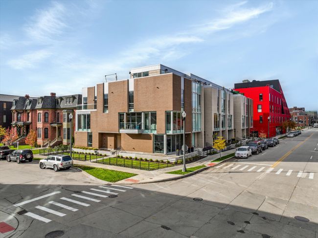 311 Alfred Street | Image 42