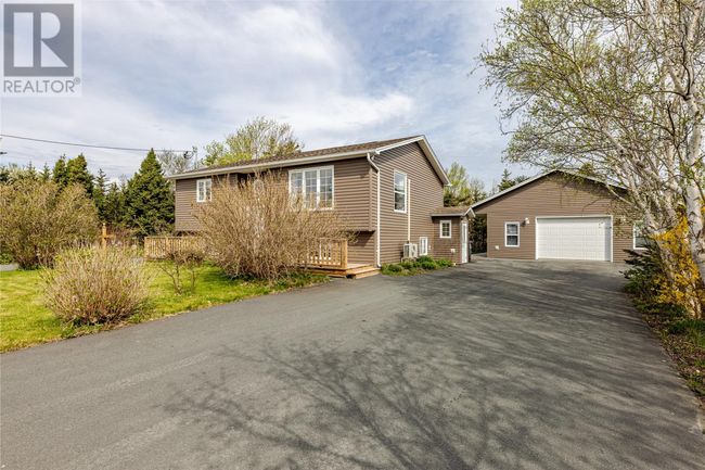 16 Reginalds Pl, Home with 4 bedrooms, 3 bathrooms and null parking in Conception Bay South NL | Image 5