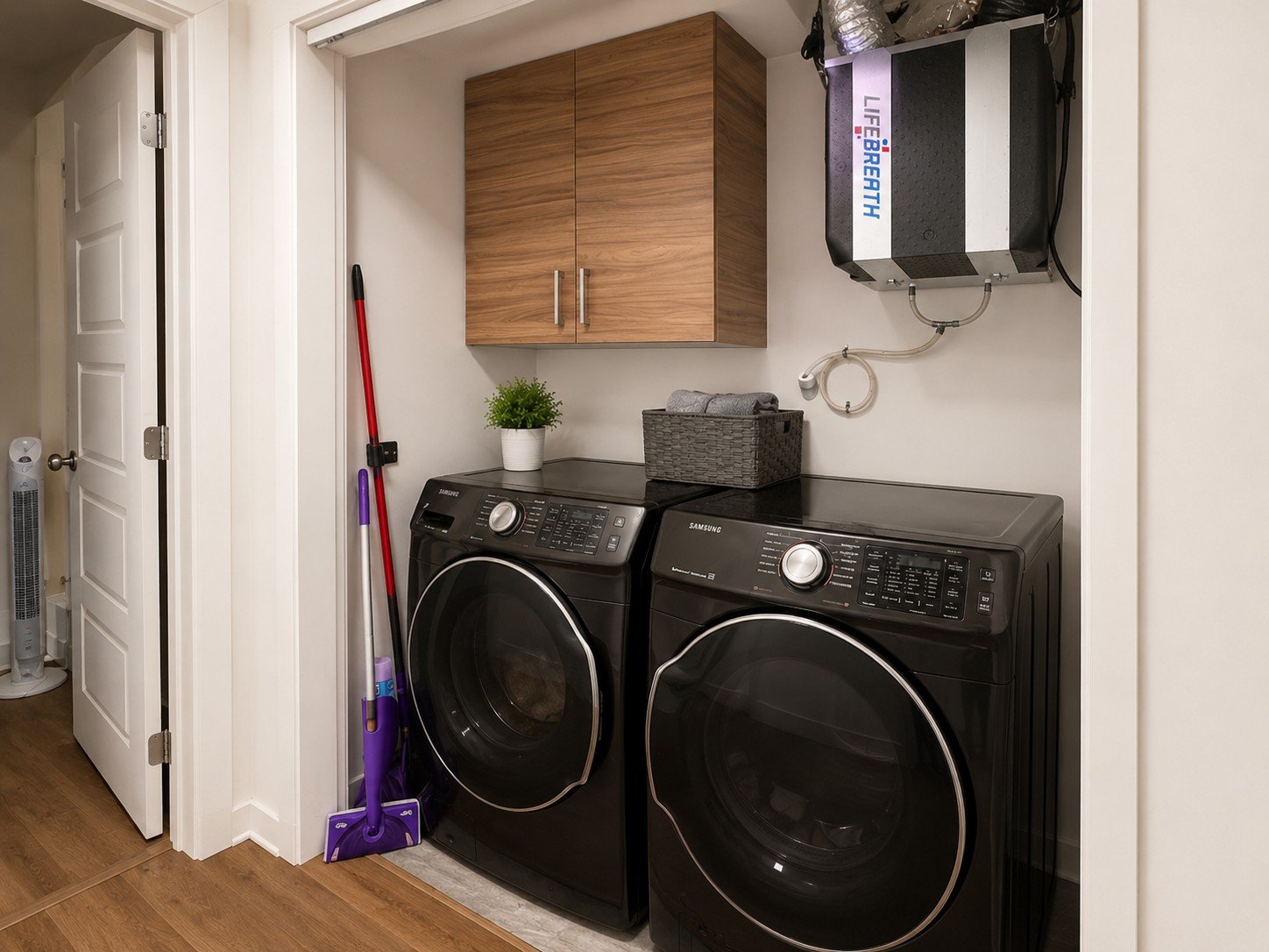 Residential Lease in Longueuil (Le Vieux-Longueuil) 2