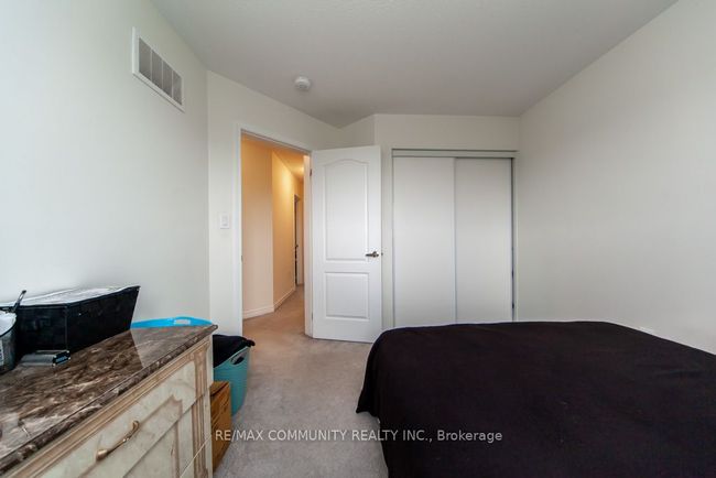 6 Westfield Dr, House attached with 3 bedrooms, 3 bathrooms and 1 parking in Whitby ON | Image 34