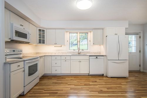condo-unit-18-155 Dorr Drive, Rutland City, VT, 05701 | Card Image