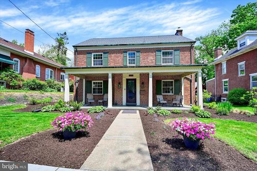 107 N 20th St, CAMP HILL, PA, 17011-3803 | Card Image