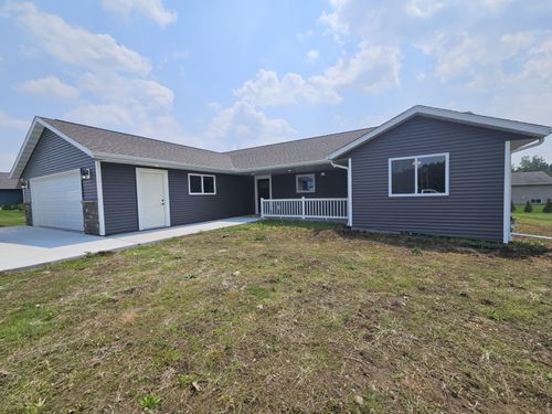 118311 Sunset Ridge Dr, STRATFORD, WI, 54484-4425 | Card Image