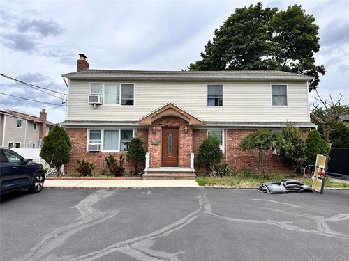 133 Railroad Ave, Syosset, NY, 11791-3720 | Card Image