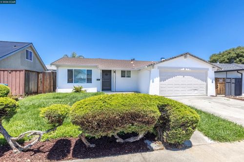 3213 San Luces Way, Union City, CA, 94587-2709 | Card Image