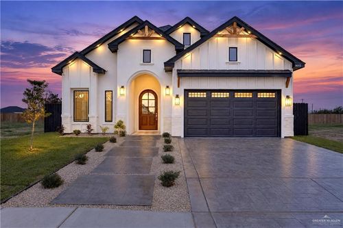 8012 N 39th Street, McAllen, TX, 78504 | Card Image