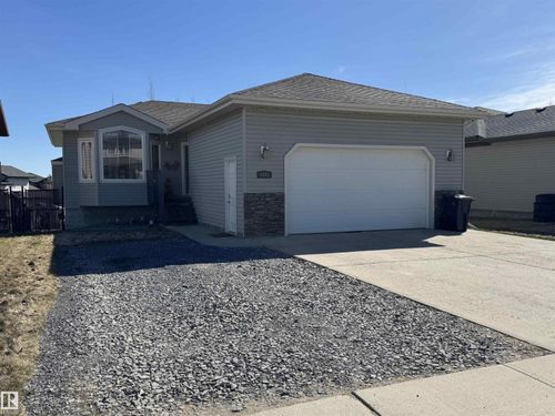 4465 38 St, Drayton Valley, AB, T7A0A8 | Card Image