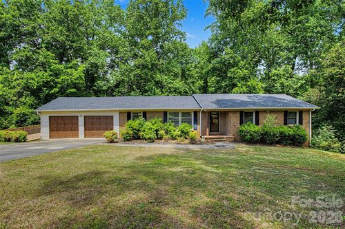 109 James Dr, Belmont, NC, 28012-9588 | Card Image