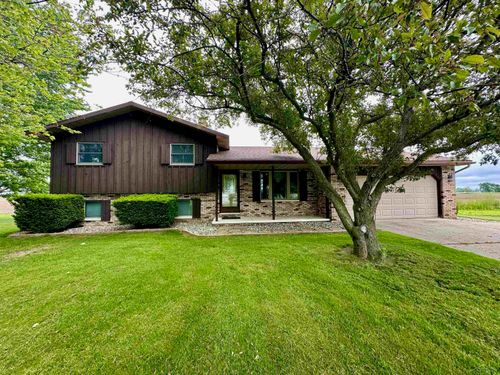 19379 Lincoln Rd, New Lothrop, MI, 48460-9623 | Card Image