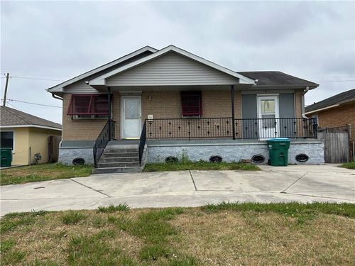3816 W Louisiana State Dr, Kenner, LA, 70065-1602 | Card Image