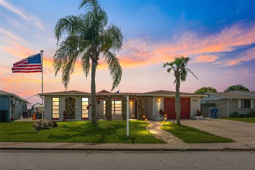 2030 Norfolk Dr, HOLIDAY, FL, 34691-4643 | Card Image