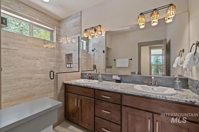 714 Spruce St E, House other with 4 bedrooms, 3 bathrooms and 2 parking in McCall ID | Image 24