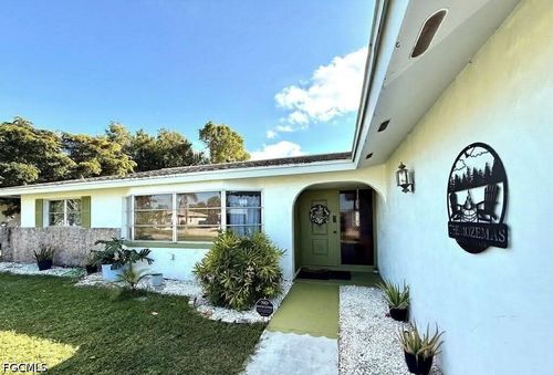 1641 Mansville Ter, NORTH FORT MYERS, FL, 33903-4639 | Card Image