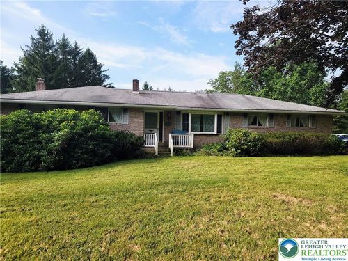 56 E Adamsdale Rd, SCHUYLKILL HAVEN, PA, 17972-8618 | Card Image