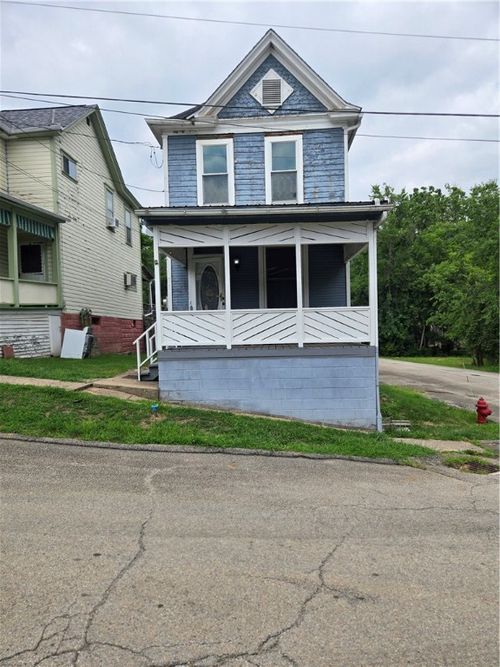 385 Nazer St, Waynesburg, PA, 15370-1425 | Card Image