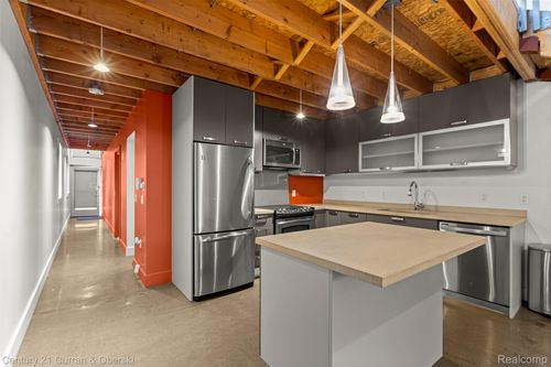 420 E Parent Ave, Royal Oak, MI, 48067-3754 | Card Image