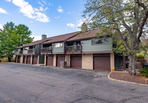 54 Meadowview Dr, Annandale, NJ, 08801-1516 | Card Image