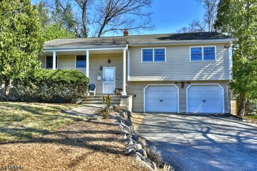 254 Godwin Ave, Wyckoff, NJ, 07481-2042 | Card Image