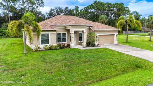 185 Dandridge Ave Nw, PALM BAY, FL, 32907-6994 | Card Image