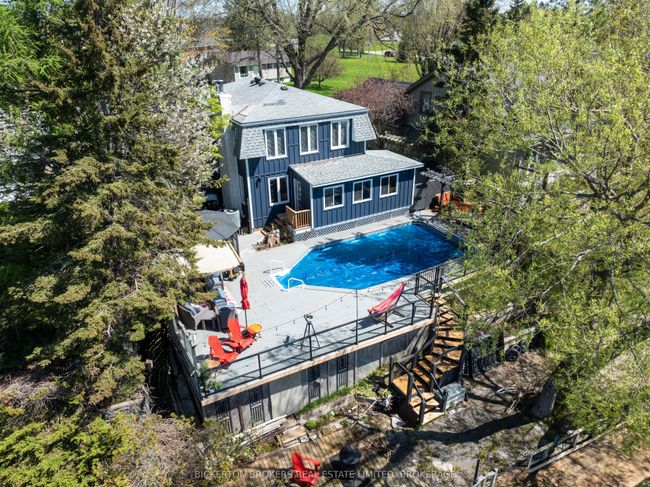 9 Grays Lane, House other with 5 bedrooms, 2 bathrooms and 2 parking in Gananoque ON | Image 48