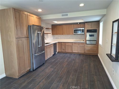 a-2305 Rockefeller Ln, Redondo Beach, CA, 90278-3765 | Card Image