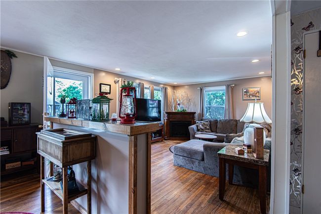 6 Hilton Ave, House other with 2 bedrooms, 2 bathrooms and 4 parking in Riverside RI | Image 8