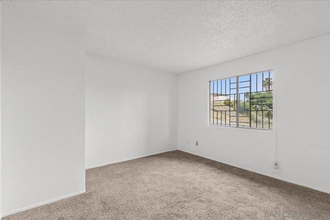 9616 Apple St, House other with 3 bedrooms, 2 bathrooms and 4 parking in Spring Valley CA | Image 15