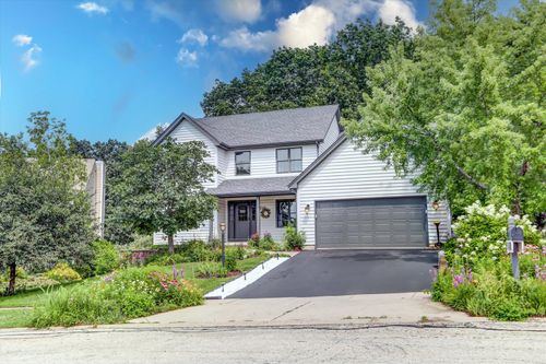 1317 Winslow Cir, Woodstock, IL, 60098-3678 | Card Image