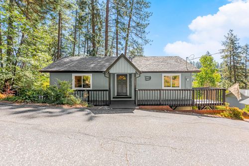 15233 Sierra Star Ln, Grass Valley, CA, 95949-6763 | Card Image