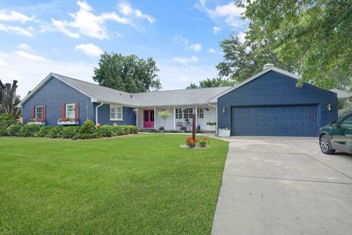 1023 Rachael St, Waterloo, IA, 50701-4961 | Card Image
