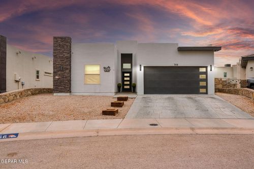 766 Ovington Rd, El Paso, TX, 79928-5739 | Card Image