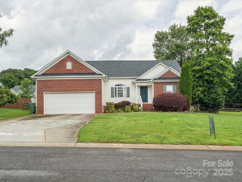 116 Birchwood Ct, Mount Holly, NC, 28120-1189 | Card Image