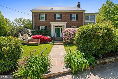 4008 Rosemary St, CHEVY CHASE, MD, 20815-5222 | Card Image