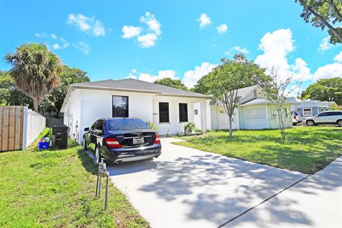 628 53rd St, West Palm Beach, FL, 33407 | Card Image