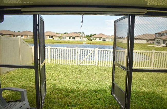 16623 Carlton Pond St, House other with 4 bedrooms, 2 bathrooms and null parking in Wimauma FL | Image 8