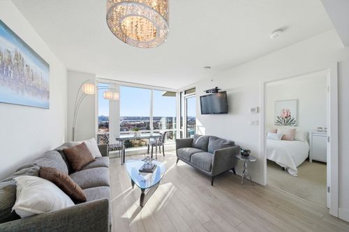 1606-1550 Fern St, North Vancouver, BC, V7J0A9 | Card Image