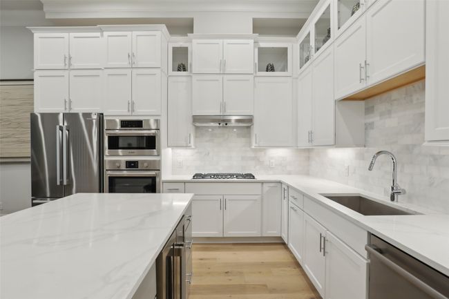 Image of model home with similar floorplan. | Image 9