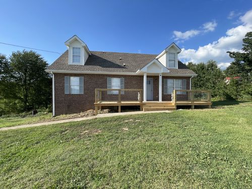 829 Tommy Oliver Rd, Clarksville, TN, 37042-8800 | Card Image