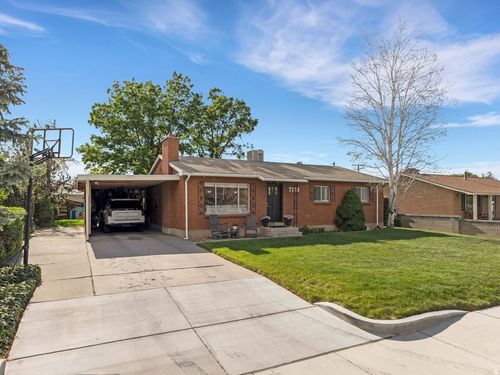 7168 S 1700 E, Salt Lake City, UT, 84121-3667 | Card Image