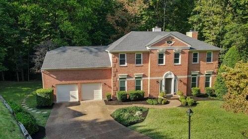 700 Highland View Pl, Brentwood, TN, 37027-5524 | Card Image
