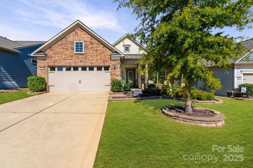 673 Birchway Dr, Fort Mill, SC, 29715-0160 | Card Image