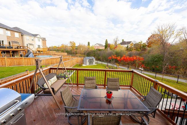 51 Westfield Dr, House other with 5 bedrooms, 4 bathrooms and 2 parking in Whitby ON | Image 32