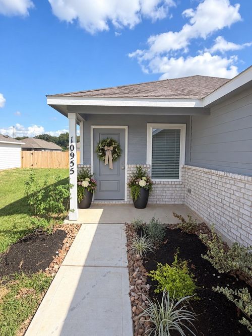 10955 Independence Rd, Cleveland, TX, 77328-1803 | Card Image