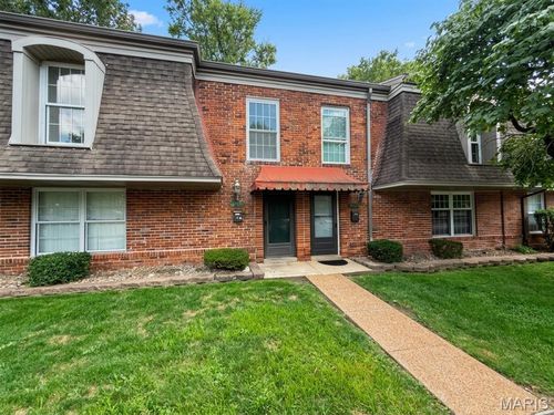 4334 Chateau De Ville Dr, Oakville, MO, 63129-1804 | Card Image