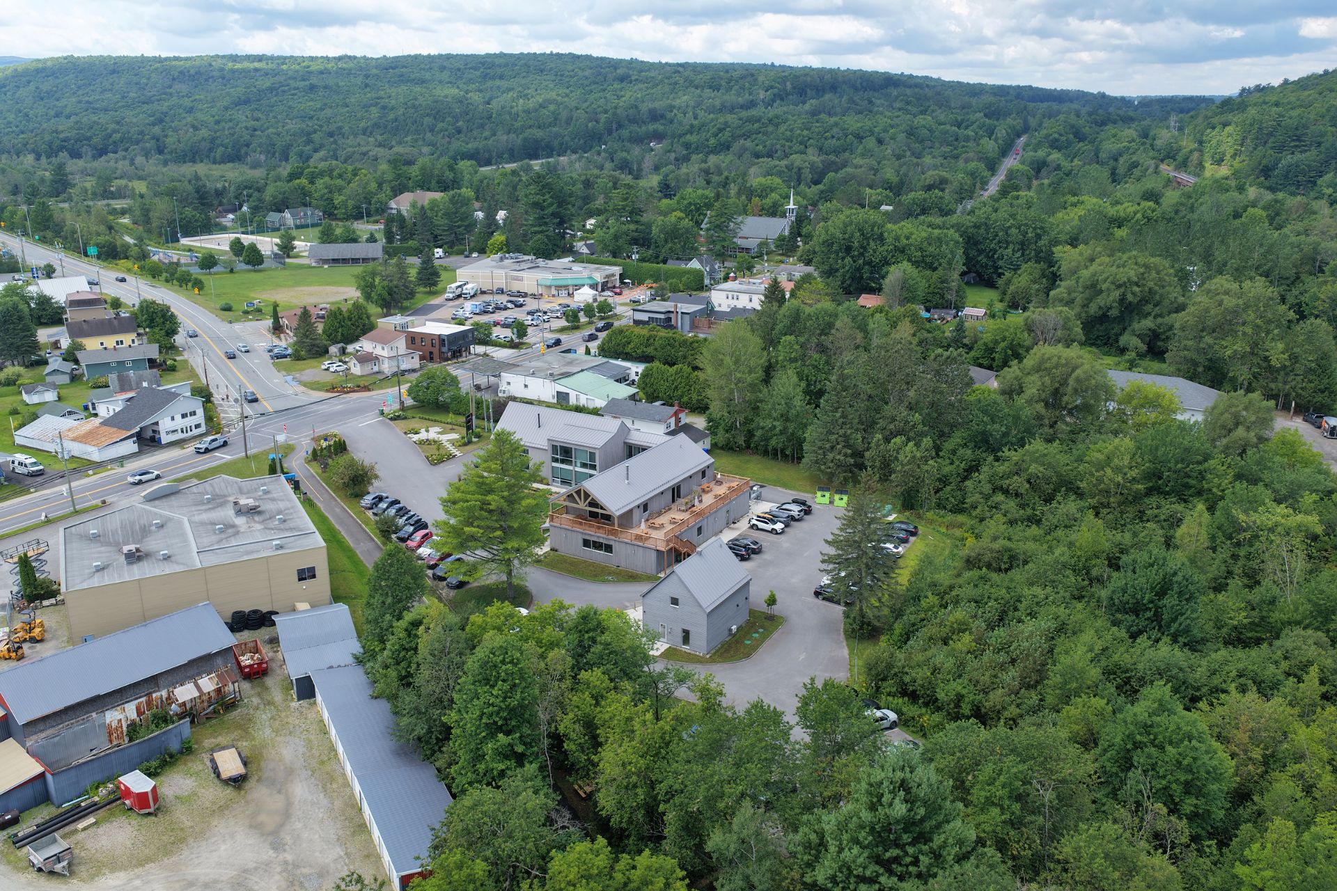 Commercial Sale in Eastman