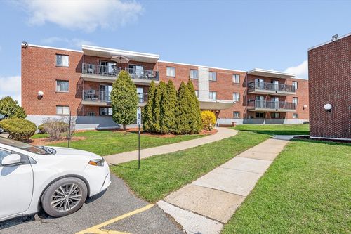apt-21-300 Governors Dr, Winthrop, MA, 02152-3215 | Card Image